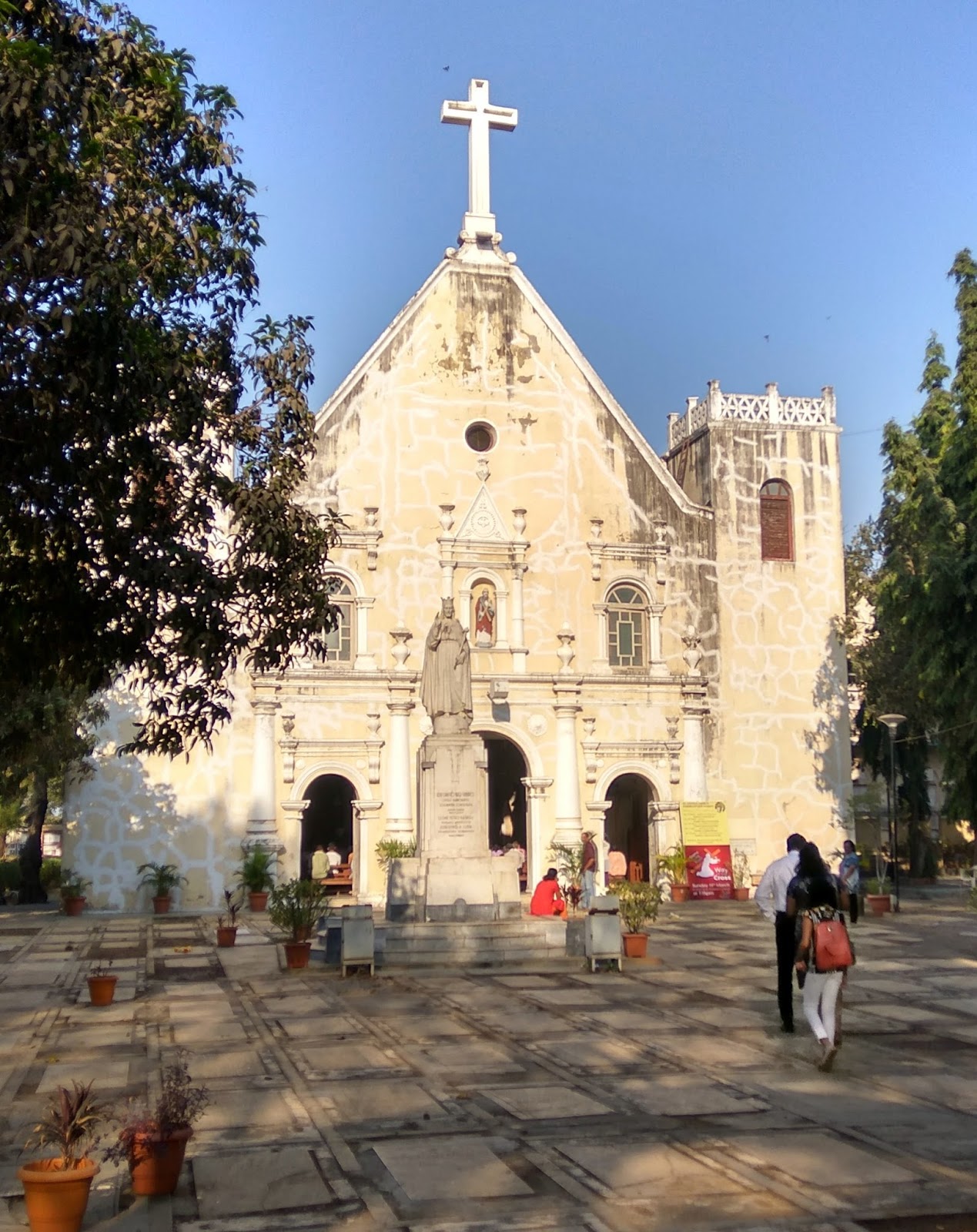 St. Andrew's Church, Mumbai. Source: mumbai daily.com