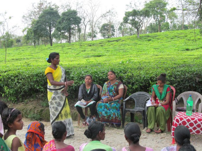 Members of a self-help group organized by H:DRCcome together to support one another. (Photo: HLDTC)