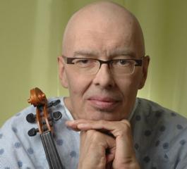 Oliver Schroer courtesy of borealisrecords.com