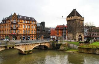 Courtesy of wallpino.com